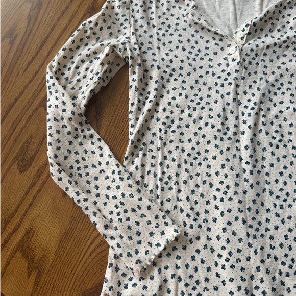 Vintage Levi Floral Henley Top - Picture 3 of 10